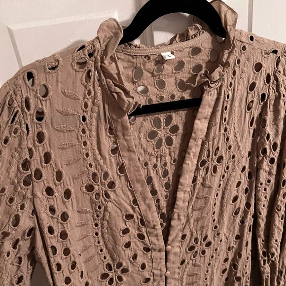 Button down blouse - Picture 3 of 3